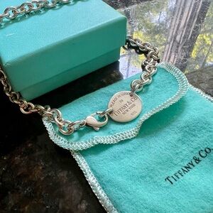 Authentic Return to Tiffany & Co Oval Choker Necklace 15” Silver Box Pouch EUC